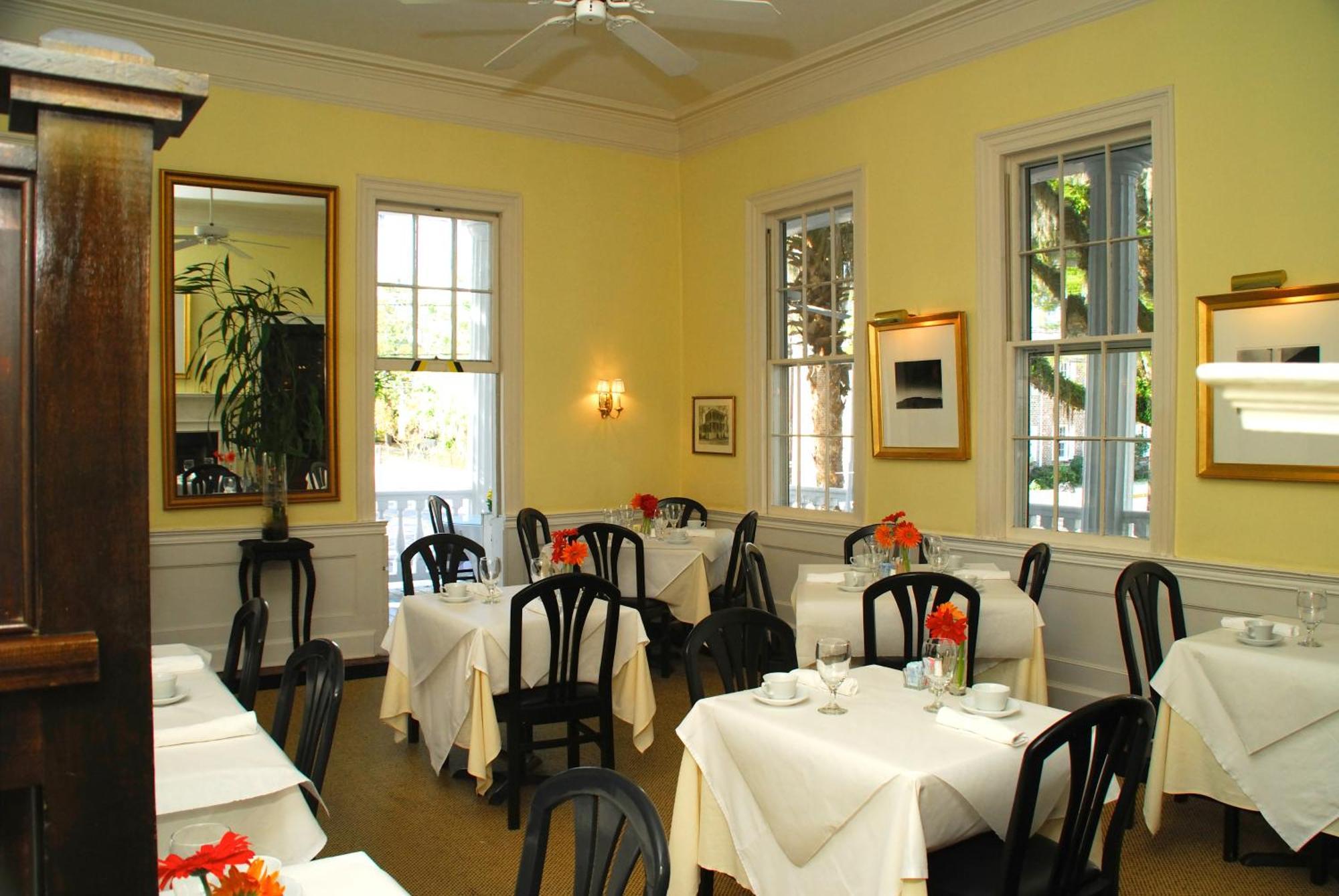 Rhett House Bed & Breakfast Beaufort Restoran fotoğraf